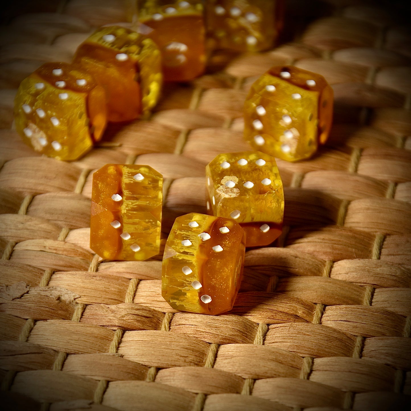 Petri - Gold