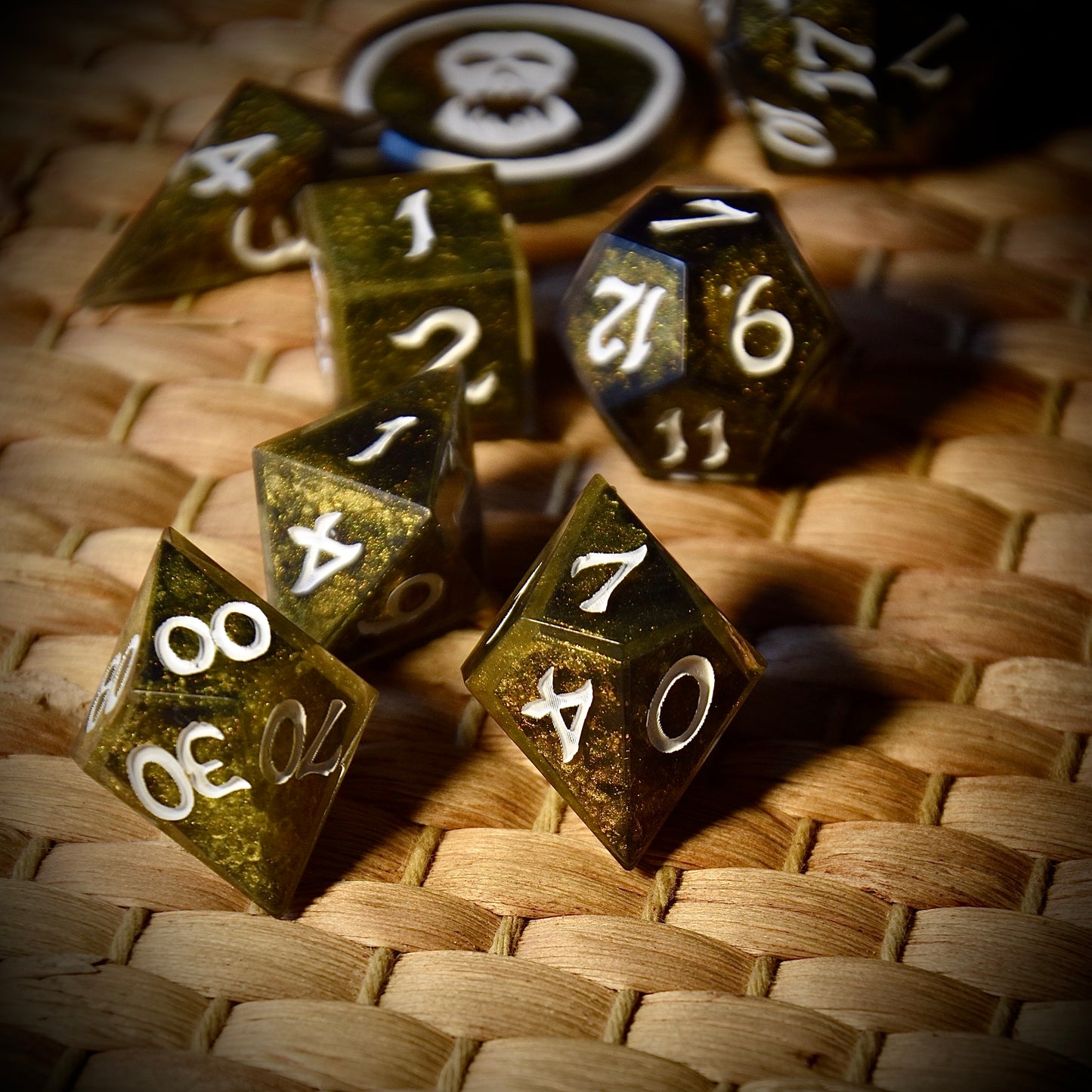 set de dés écaille de dragon dorée
